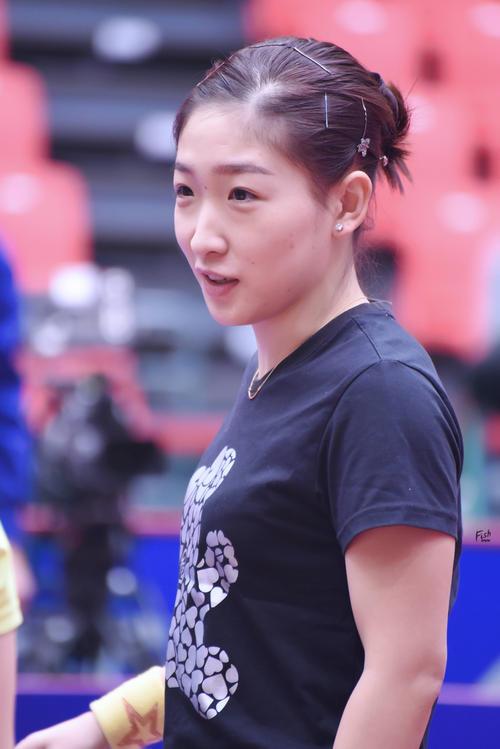 刘国梁女儿夺冠:8岁获得高尔夫球世界冠军，刘国梁的女儿刘宇婕如今发展如何？
