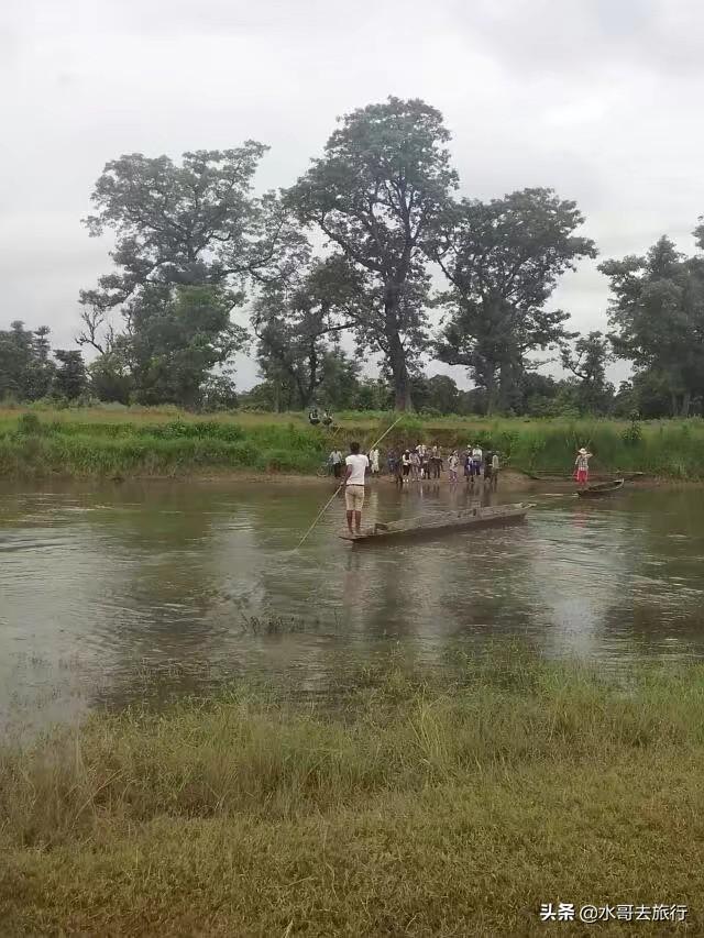 尼泊尔国旗,尼泊尔旅游是怎样的体验？