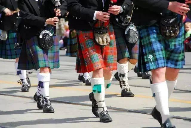 英国男人为什么穿苏格兰裙 为什么苏格兰男人穿