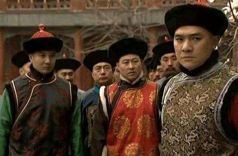 九子夺嫡有多惨:九子夺嫡中，身为皇长子的胤禔，究竟是怎样将一手好牌打得稀烂？