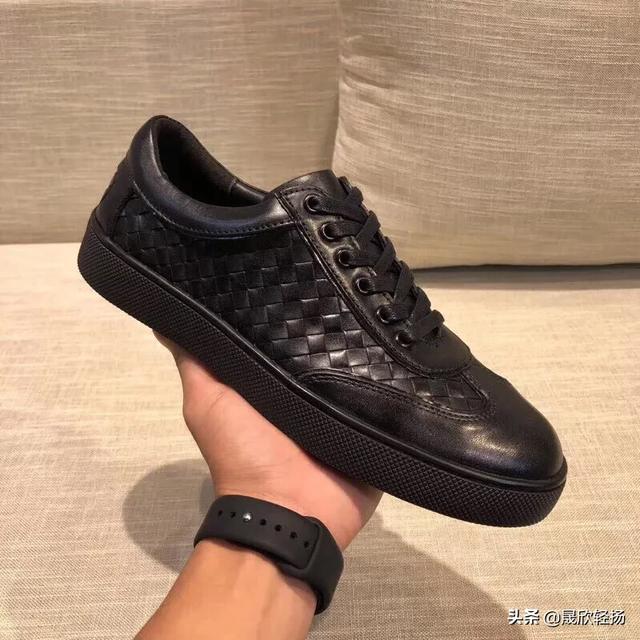 鞋子品牌有哪些,世界上有哪些奢侈的名牌鞋？