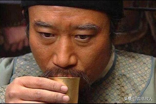 宋江怎么死的:水浒传中，宋江招安成功后，被赐死，为什么却不后悔？