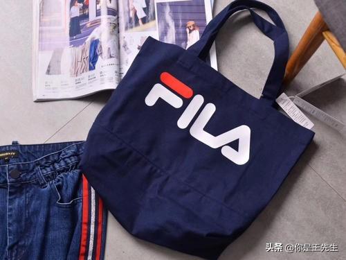 安踏的子品牌斐乐在中国运动品牌算是什么地位？