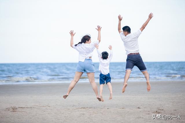 男人没有担当,没有责任,对自己的妻子、孩子不管不顾,应该怎么办？