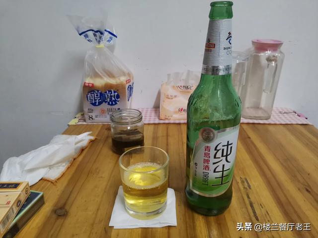 廉价啤酒配料表都有什么，为什么很多啤酒的价格比矿泉水还便宜，制造啤酒不需要成本吗