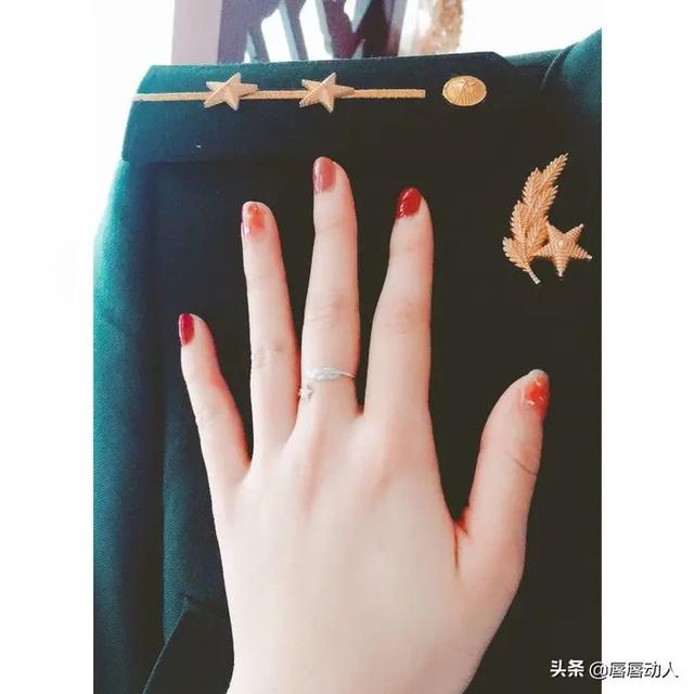 军恋是一种什么体验？