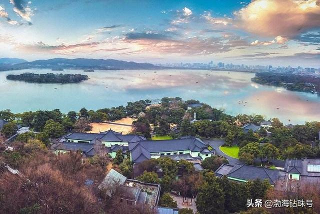 浙江<a href=https://maguai.com/list/52-0-0.html target=_blank class=infotextkey>旅游</a>群:浙江有什么适合一个人<a href=https://maguai.com/list/52-0-0.html target=_blank class=infotextkey>旅游</a>的地方？
