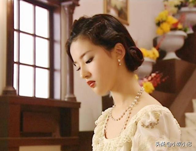 那些女明星整过容:整过容的女明星们，年纪大了会变成什么样？
