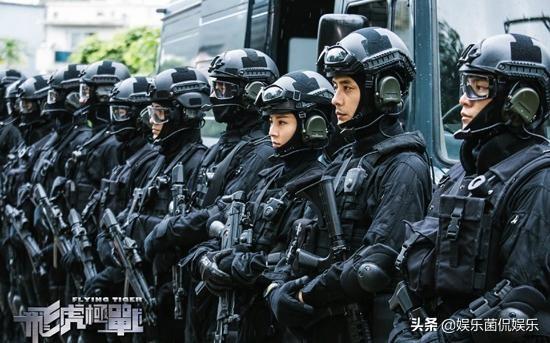 庄卓源:你们更喜欢看《飞虎1》还是《飞虎2》呢？