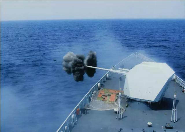 舰炮发射炮弹后，弹壳怎么处理？回收还是扔海里？插图23