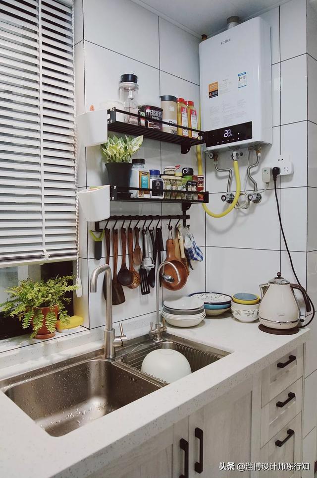 玉白菜根朝左还是右,插座为什么左零右火？如果左火右零行吗？