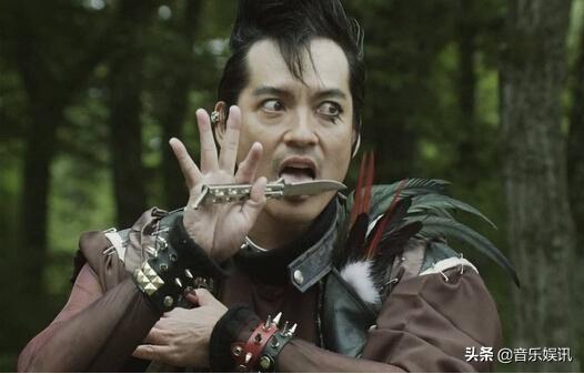 里面有一关,是说一个只会作出帅气的舞刀动作却没有什么实际行动的