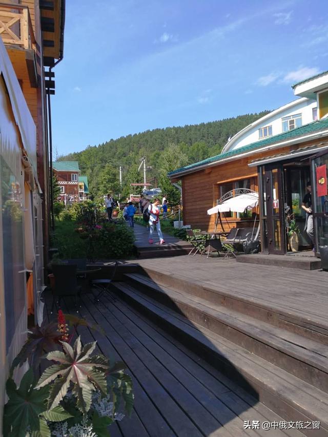 贝加尔湖畔的碧玉之灵,贝加尔湖旅游体验如何？值得去吗？