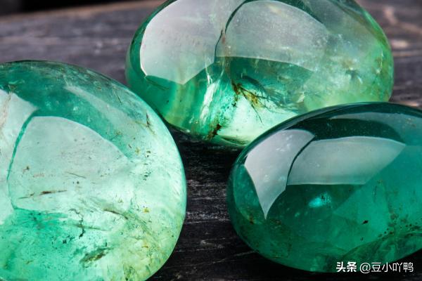 什么是玉的水头和种,翡翠种老和种嫩指的是什么？