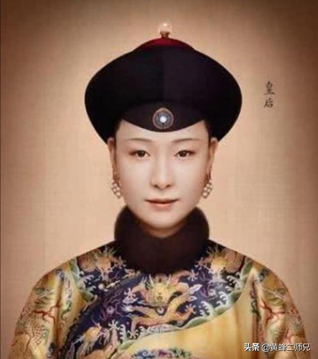清朝宫女照片吓人，看到清朝宫女的照片，难道古代宫女都是这样的差吗
