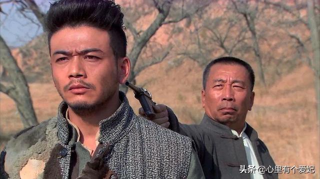 电视剧刀客家族的女人里面余老八为什么怕葛大妮