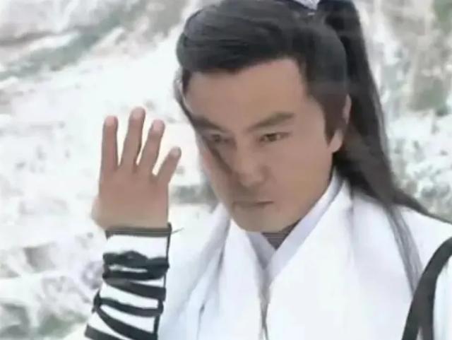 天下第一大结局:在《天下第一》中，铁胆神侯为何不用吸功大法吸金刚不坏神功呢