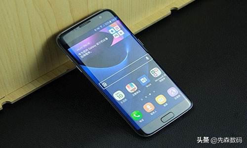 是谁开发出手机曲面屏这种“反人类设计”？你怎么看？插图2