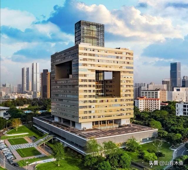 深圳大学灵异事件:考上深圳大学是什么样的体验？
