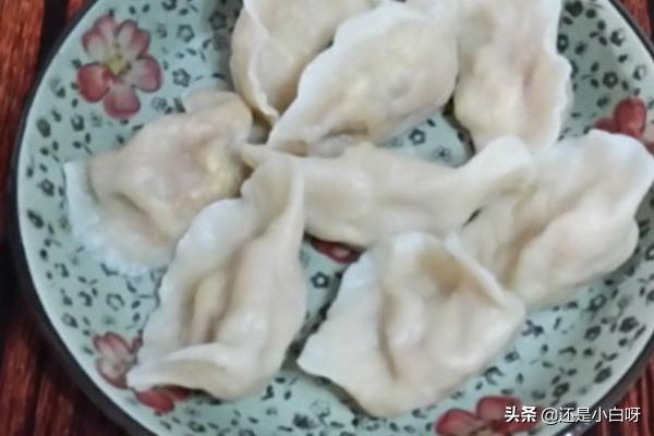 鸡蛋胡萝卜馅饺子,有胡萝卜的饺子馅该怎么调？