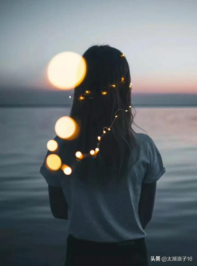 男女双方均属婚外情,男方被女方借了几万,事后女方不认账,还有要回可能吗？