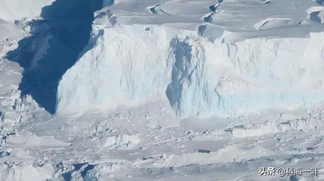 有哪些未解之谜是真的，南极真的有很多秘密吗，比如巨大空洞，和金字塔