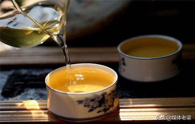上海闵行区喝茶资源微信:你见过哪些“表面闲的要命，却富的流油\”的工作岗位\”插图5