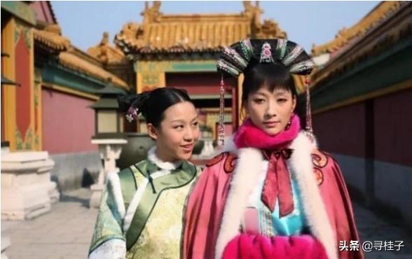 甄嬛传祺贵人:甄嬛传：祺贵人从冷宫跑出来时为何是光着脚的