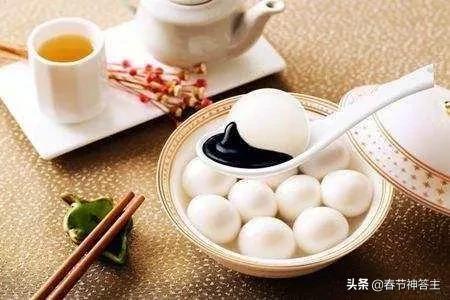 元宵节有个问题一直困扰：元宵、汤圆什么区别,晚上吃还是早上吃？
