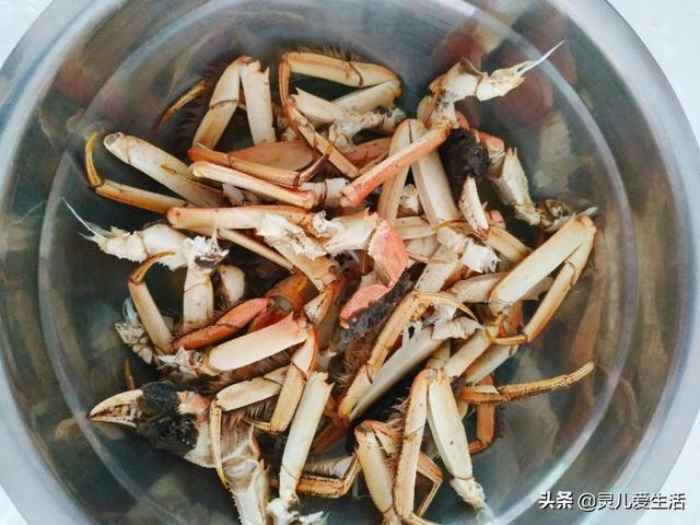 生蟹肉哪里刷:如何吃干净一只大闸蟹里的全部蟹肉？