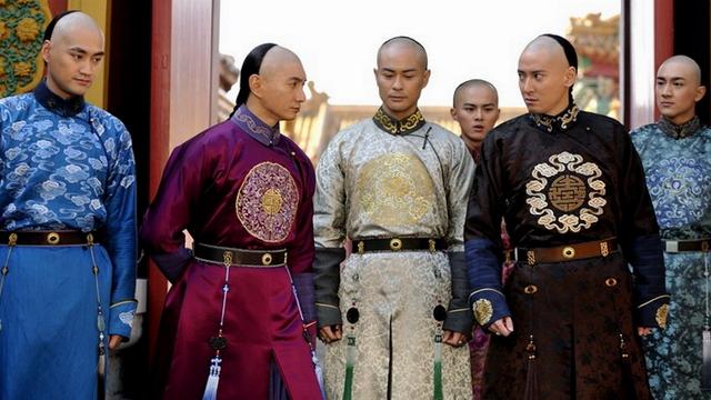 九子夺嫡有多惨:九子夺嫡中，身为皇长子的胤禔，究竟是怎样将一手好牌打得稀烂？