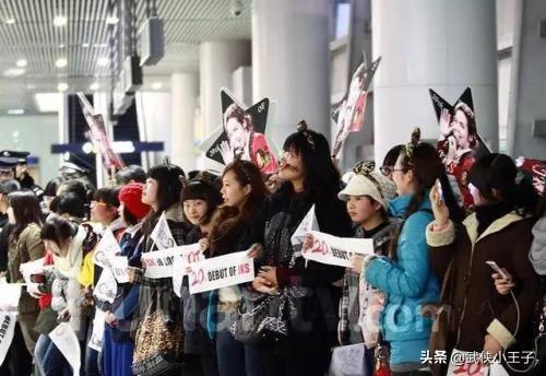 粉丝要求艺人退出追我:你最讨厌明星粉丝的什么行为？