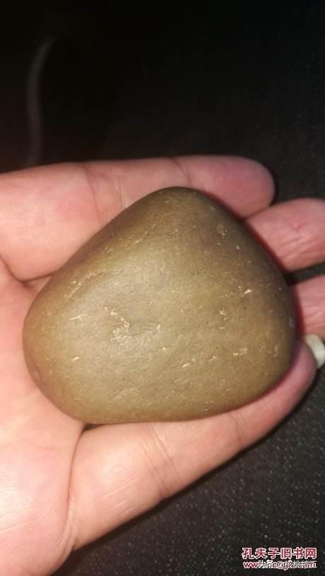 黄河玉石原石特征是什么?