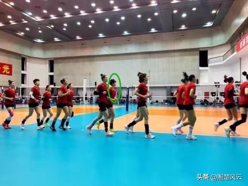 女排00后小将陈博雅，正式进国家队，进步神速，能否成接应一姐？