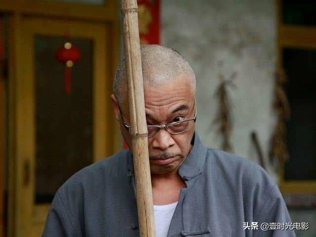 虾叔关海山:有哪些明星的离世让人看到“人走茶凉”？