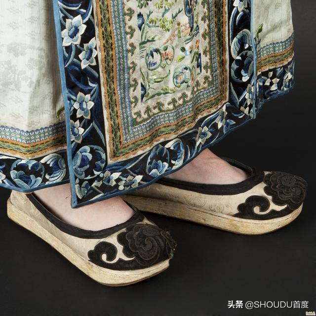 穿旗袍都可以搭配哪些鞋子，穿旗袍应该搭配几厘米的高跟鞋合适