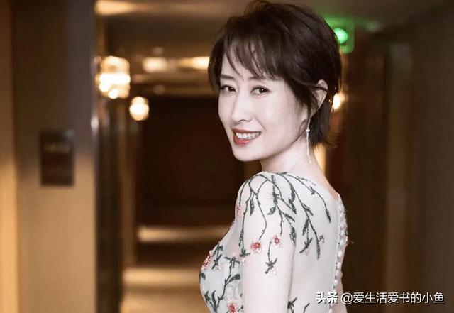 演员刘敏涛丈夫:如何评论刘敏涛频登热搜？