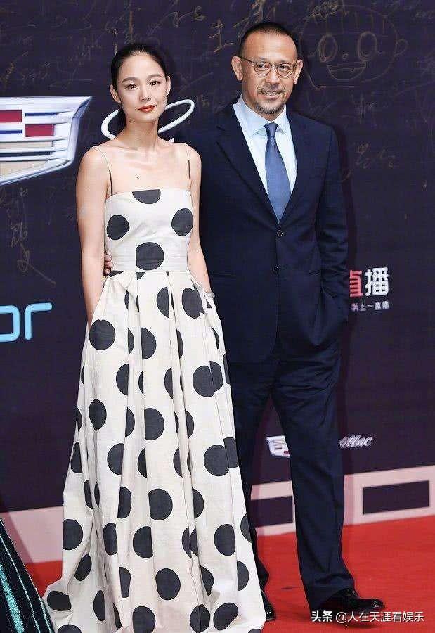 姜文去世:为什么感觉姜文的电影里有意表达群众是愚昧的