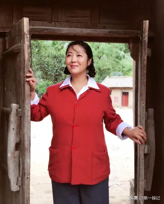 巩俐的老公是谁:巩俐、王茜华和闫学晶，谁扮演的村妇形象最接地气最深入人心？