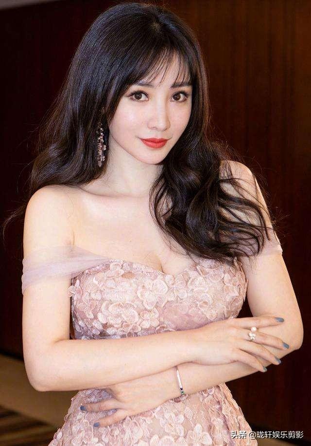 王李丹妮全淋浴照片:中国女明星里谁的身材特别好？