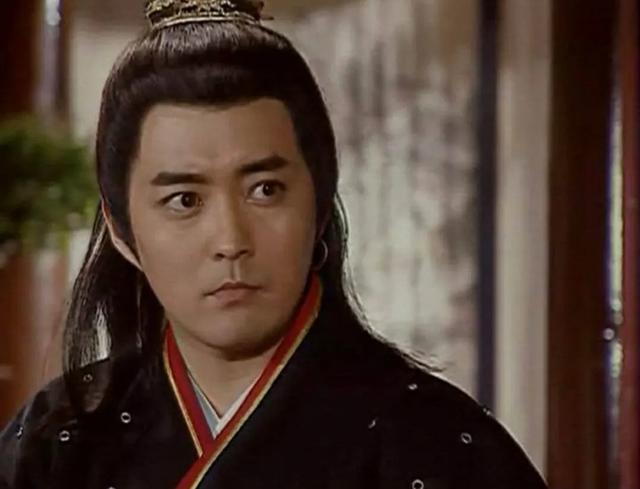 鸠州,杀死徐寿辉,随即登基称帝,国号为汉,改元大义,以邹普胜为太师