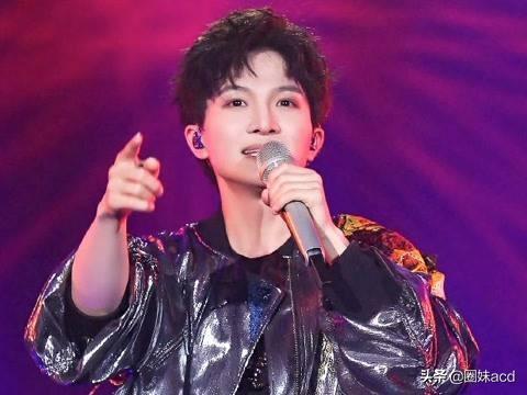 如何评价周深的《达拉崩吧》和MC六道的《惊雷》,是不是都算好音乐,其中差异性在哪？