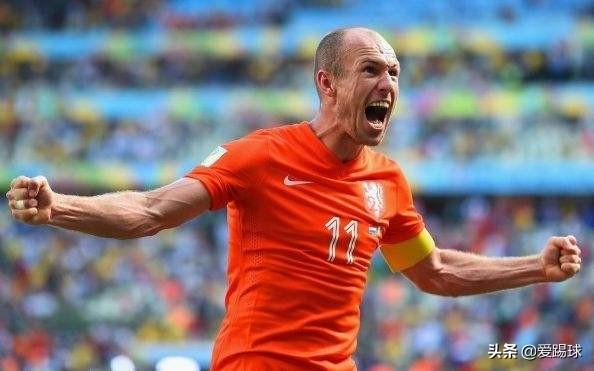 荷兰足球历史最佳11人，范戴克能否入选？德容和德里赫特在未来有没有机会？插图22