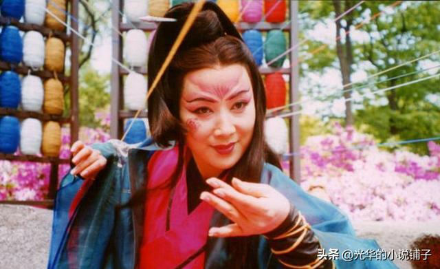 东方不败蒙面歌王:笑傲江湖，方证大师是否可以与东方不败一战