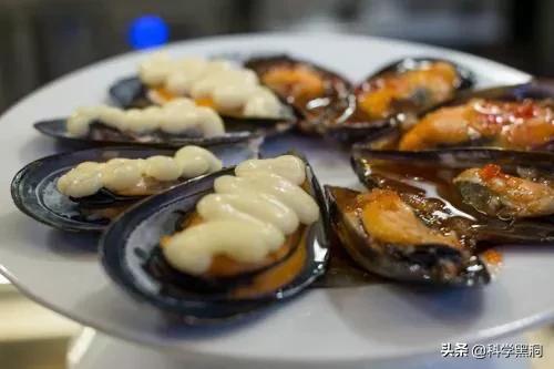 礼露 斑马贝:听说非洲贻贝泛滥，当地人饿死不吃，在中国却是美食，是真的吗？