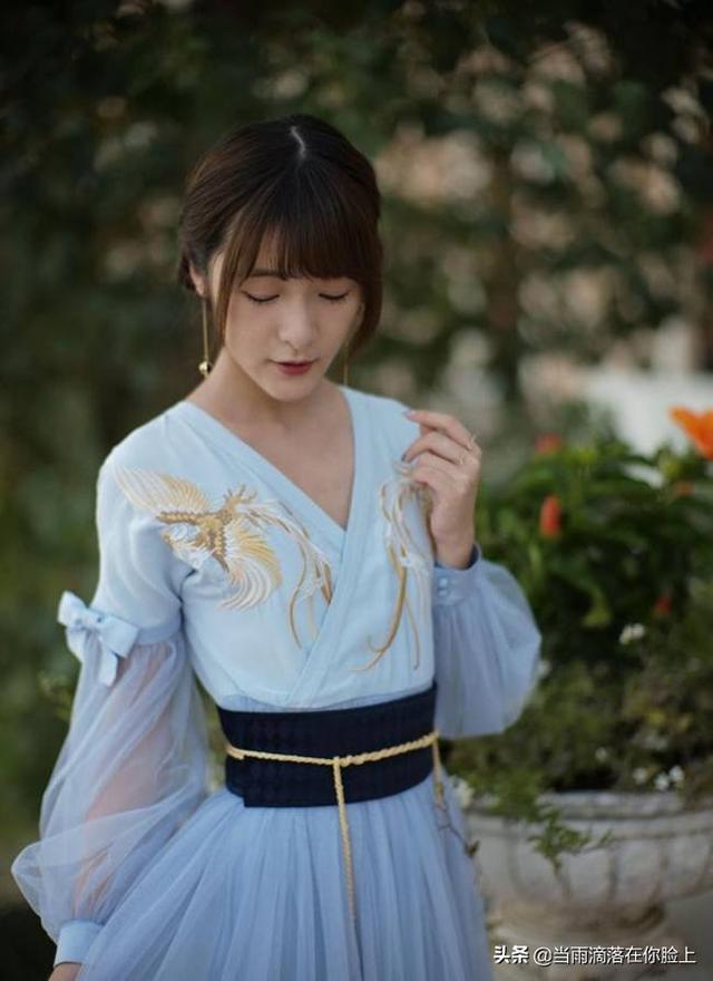 女孩变成女人后明显特征,从女生到女人最大的区别在哪里？