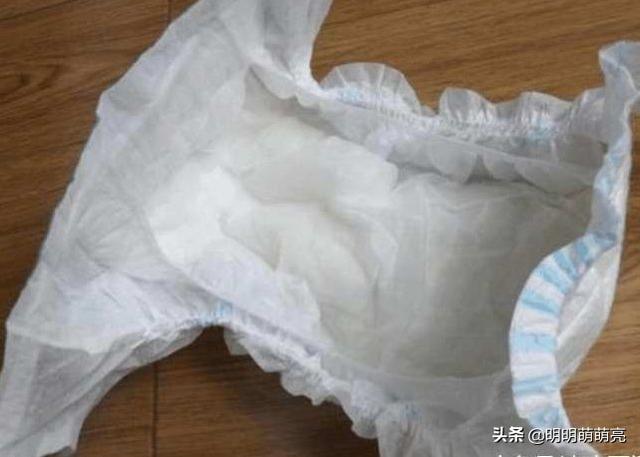 屎尿片ed2k:一片尿不湿用一个晚上可以吗？