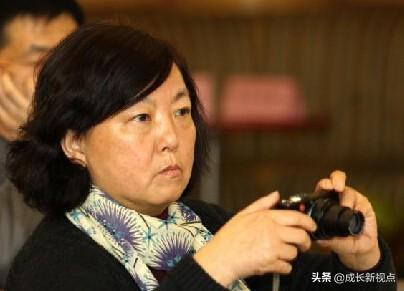 导盲犬珍妮 武汉:方方武汉日记的作者方方去哪了？为什么没写个美国日记呢？ 导盲犬珍妮现在怎么样