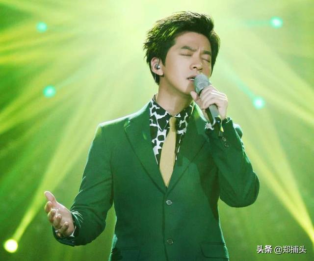 李健卢庚戌:歌手李健说音乐是带给人光明和温暖,对暗黑音乐表示不满,对吗？