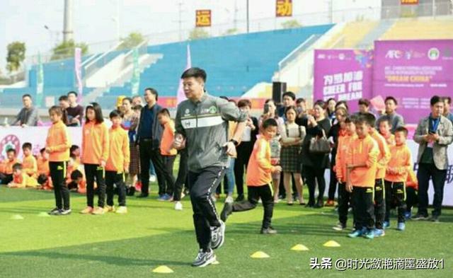 李斯羽身高:国足历史第一射手李金羽去哪儿了？近况如何？